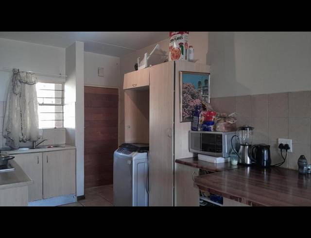 2 BEDROOM APARTMENT FOR SALE IN SUNDOWNER